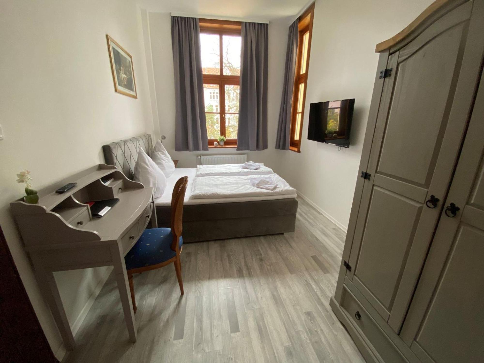 Avalon Bed & Breakfast Themen/- Nichtraucherhotel Hanower Zewnętrze zdjęcie