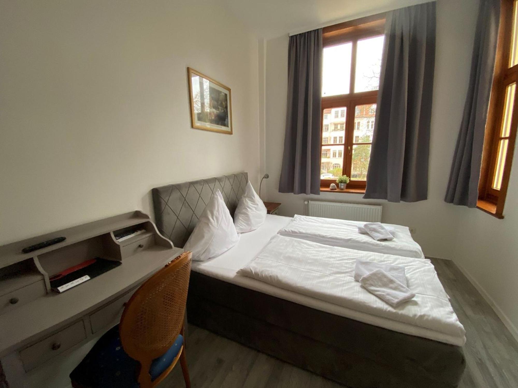 Avalon Bed & Breakfast Themen/- Nichtraucherhotel Hanower Zewnętrze zdjęcie