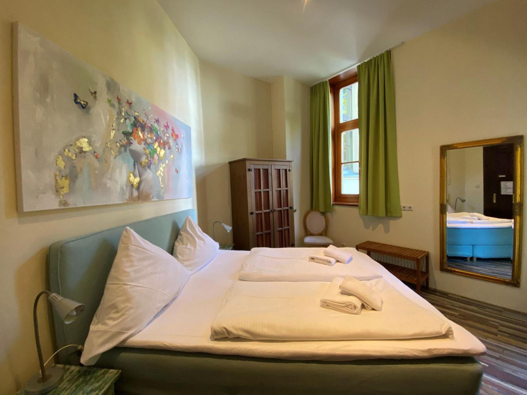 Avalon Bed & Breakfast Themen/- Nichtraucherhotel Hanower Zewnętrze zdjęcie