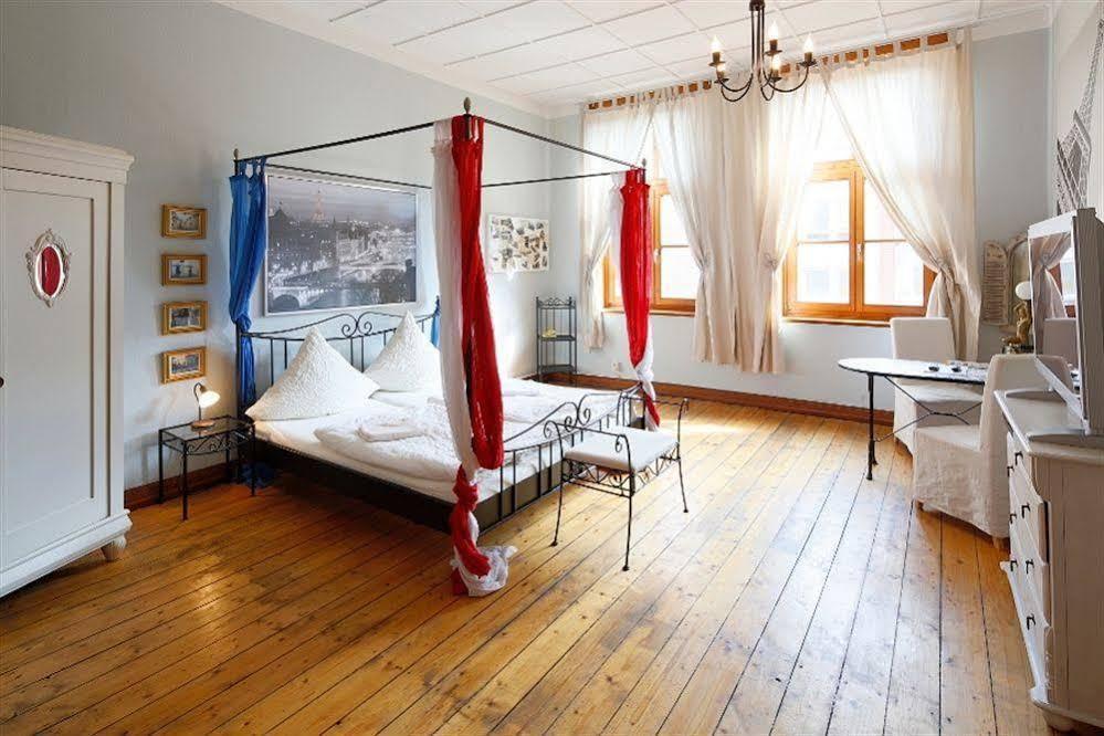 Avalon Bed & Breakfast Themen/- Nichtraucherhotel Hanower Zewnętrze zdjęcie