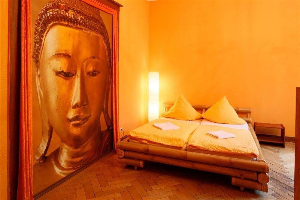 Avalon Bed & Breakfast Themen/- Nichtraucherhotel Hanower Zewnętrze zdjęcie